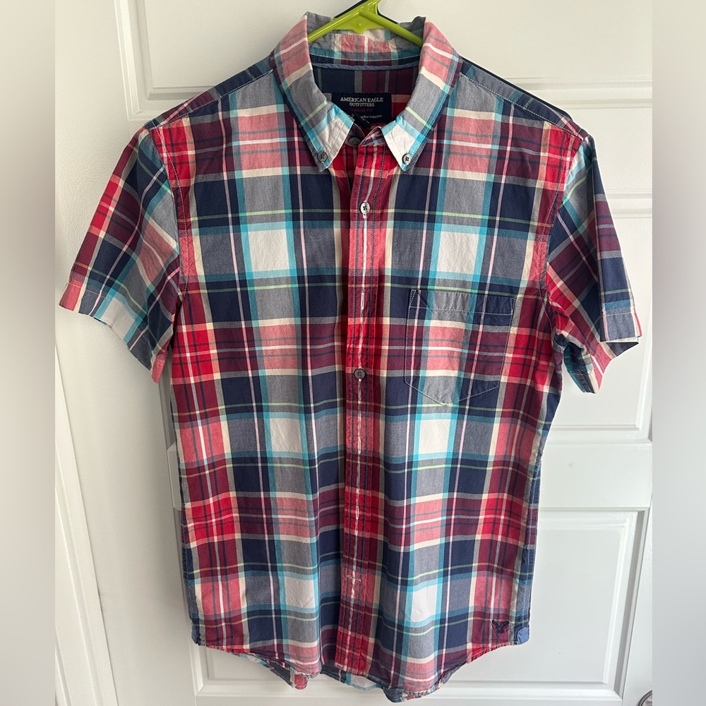 Men’s American Eagle Button Down Short-sleeve Shirt